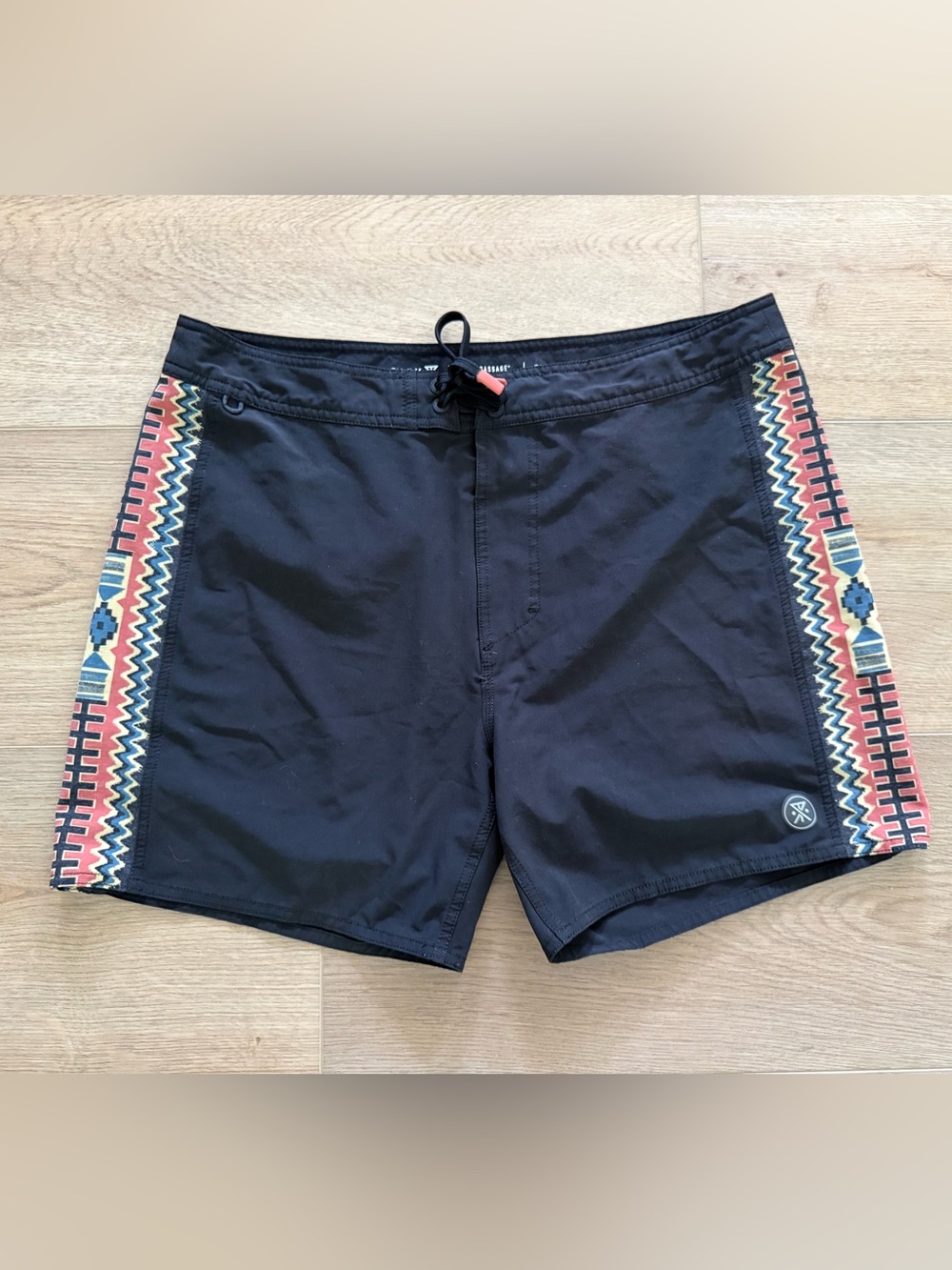 Roark The Passage Boardshorts 34 Southwestern Tribal Surf Shorts Black